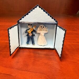 Handmade Peruvian Day of the Dead Skeleton Couple Mini House Folk‎ Art
